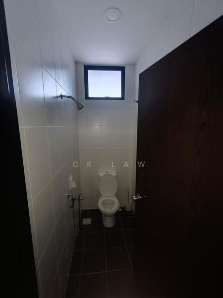 Shop / Office for Rent in Setia Mayuri (Semenyih) - CK Law - Bathroom - PropertyGuru.com.my