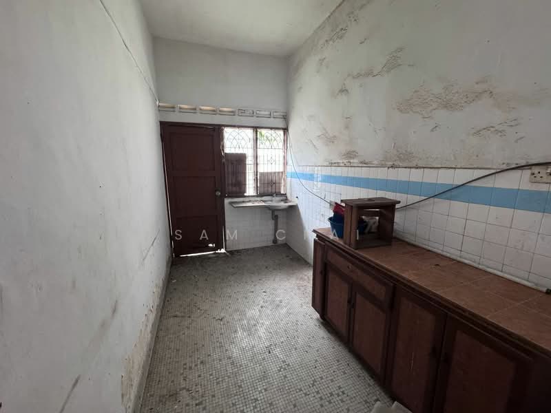 Rumah Teres 2 Tingkat untuk Dijual di Taman Sentosa (Johor Bahru) - Sam Chai - Kitchen - PropertyGuru.com.my