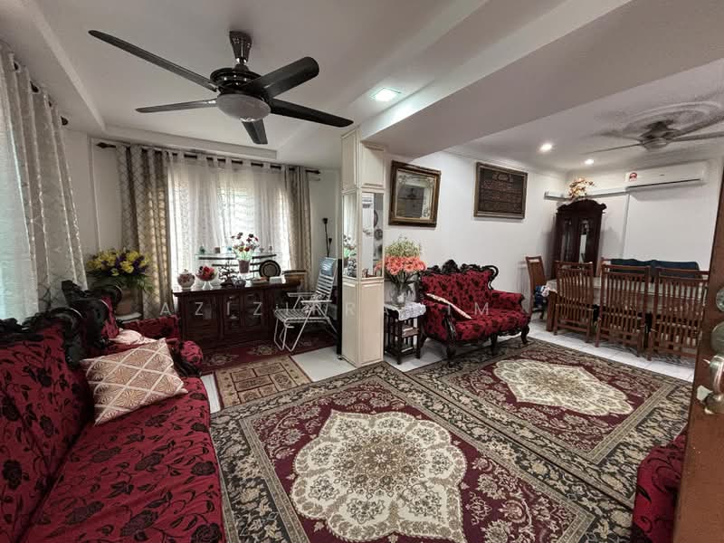 Rumah Teres 2 Tingkat untuk Dijual di Taman Putra Perdana (Puchong) - Azizirrahim . - Living Room - PropertyGuru.com.my