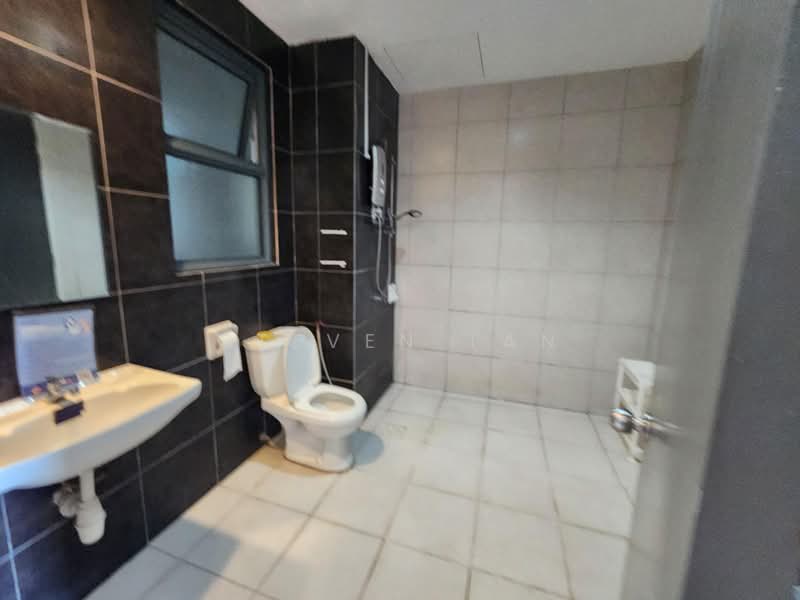 Service Residence for Rent at D'Pulze Cyberjaya - Steven Tan - Bathroom - PropertyGuru.com.my