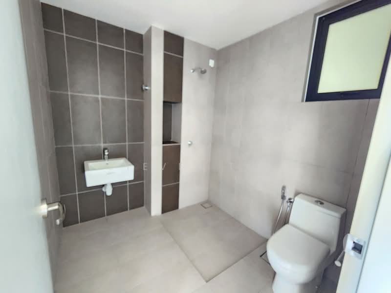 Pangsapuri untuk Dijual di Mutiara Hilltop - Steven Tan - Bathroom - PropertyGuru.com.my