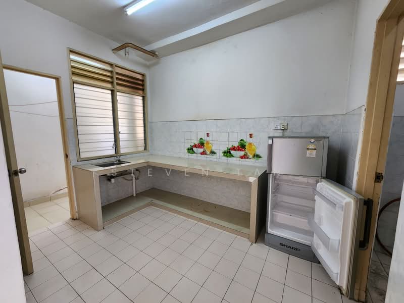 Pangsapuri untuk Dijual di Pangsapuri Lagoon Perdana - Steven Tan - Kitchen - PropertyGuru.com.my
