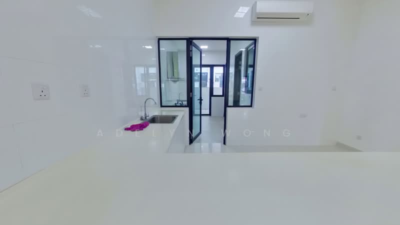 Rumah Teres 3 Tingkat untuk Dijual di Seksyen U13 (Setia Alam) - Adelyn Wong - PropertyGuru.com.my