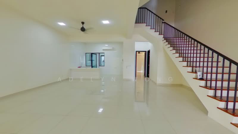 Rumah Teres 3 Tingkat untuk Dijual di Seksyen U13 (Setia Alam) - Adelyn Wong - PropertyGuru.com.my