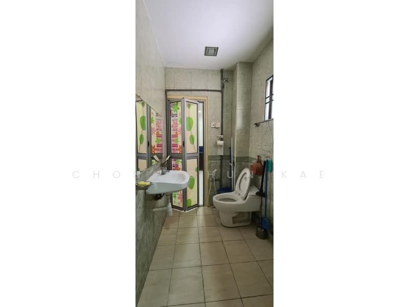 2-storey Terraced House for Sale in Taman Mutiara Indah (Puchong) - Chong Shun Kae - Bathroom - PropertyGuru.com.my