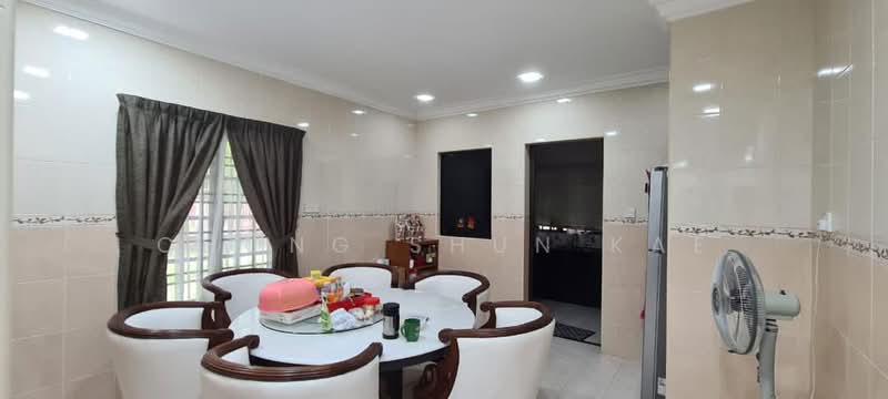 2-storey Terraced House for Sale in Taman Mutiara Indah (Puchong) - Chong Shun Kae - Dining Room - PropertyGuru.com.my