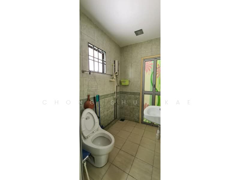 2-storey Terraced House for Sale in Taman Mutiara Indah (Puchong) - Chong Shun Kae - Bathroom - PropertyGuru.com.my