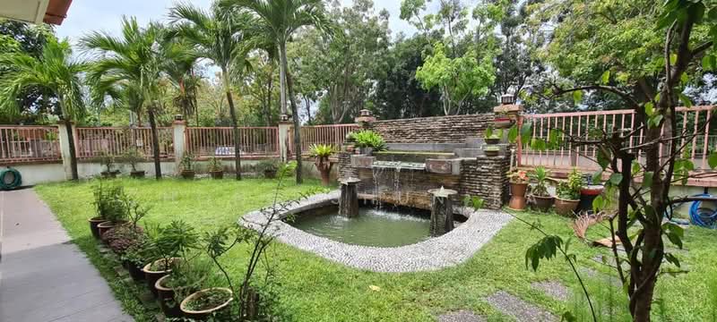 2-storey Terraced House for Sale in Taman Mutiara Indah (Puchong) - Chong Shun Kae - Garden - PropertyGuru.com.my
