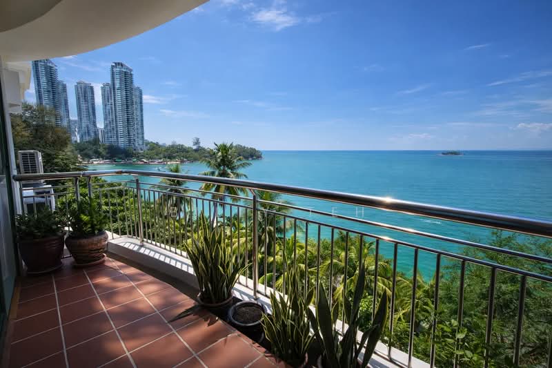 Kondominium untuk Dijual di Sri Golden Bay Condominium - Billy Teh - Balcony - PropertyGuru.com.my