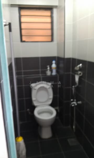 Pangsapuri untuk Disewa di Aman Satu - Janwa Cheah - Bathroom - PropertyGuru.com.my