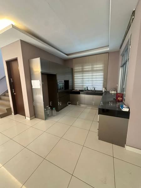 Link Bungalow for Sale in Taman Gaya (Ulu Tiram) - Terence Tan - Kitchen - PropertyGuru.com.my
