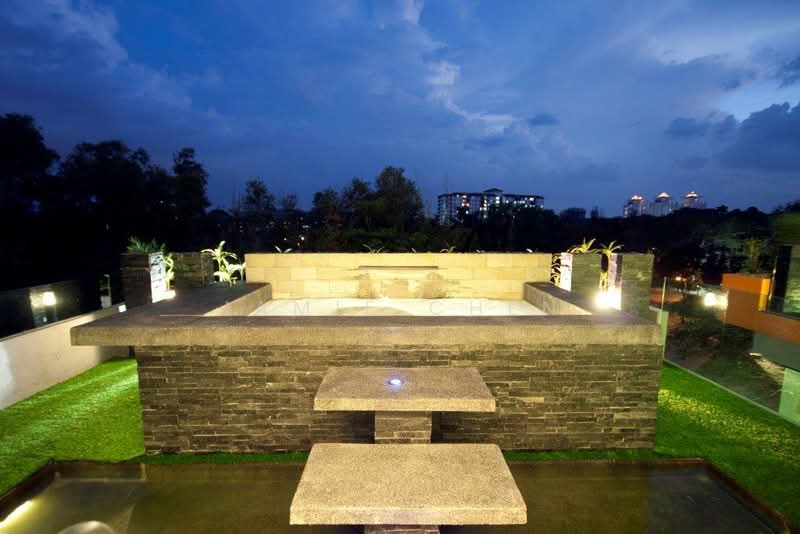 Kedai untuk Dijual di Mines Resort City (Seri Kembangan) - Jamie Chen - PropertyGuru.com.my