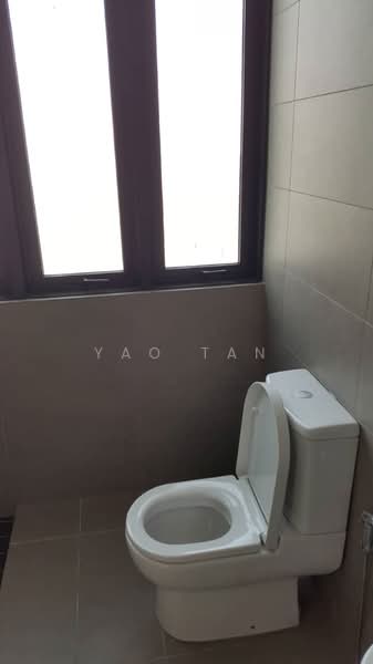 Service Residence for Sale at H2O Residences - Yao Tan - Bathroom - PropertyGuru.com.my