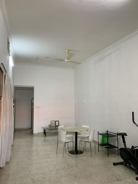 Rumah Teres 1 Tingkat untuk Disewa di Taman Pelangi (Johor Bahru) - Mark Chai - Living Room - PropertyGuru.com.my