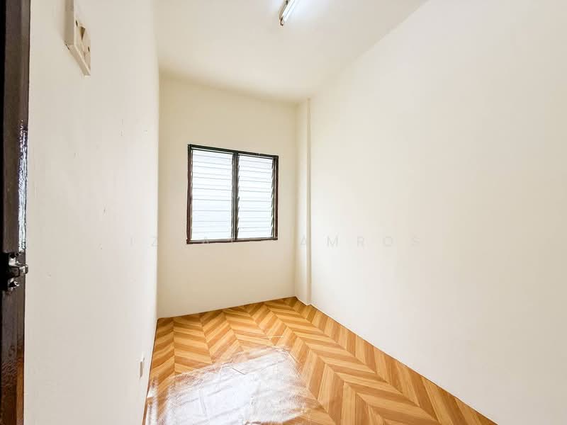 Apartment for Sale at Pangsapuri Bayu - Izzat Zamros - PropertyGuru.com.my