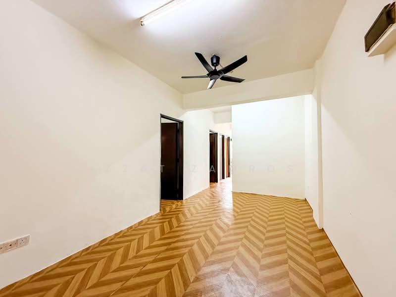 Apartment for Sale at Pangsapuri Bayu - Izzat Zamros - PropertyGuru.com.my