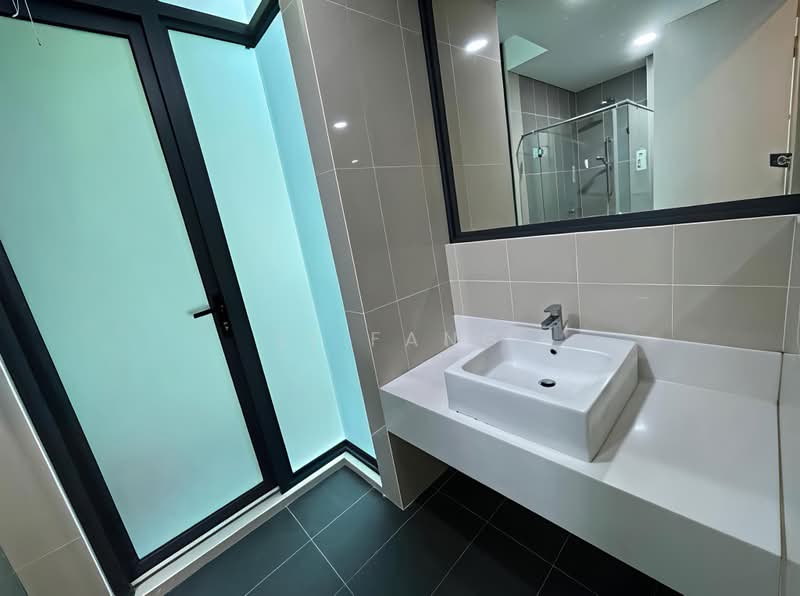 Condominium for Sale at The LIGHT COLLECTION II - Li Fang - Bathroom - PropertyGuru.com.my