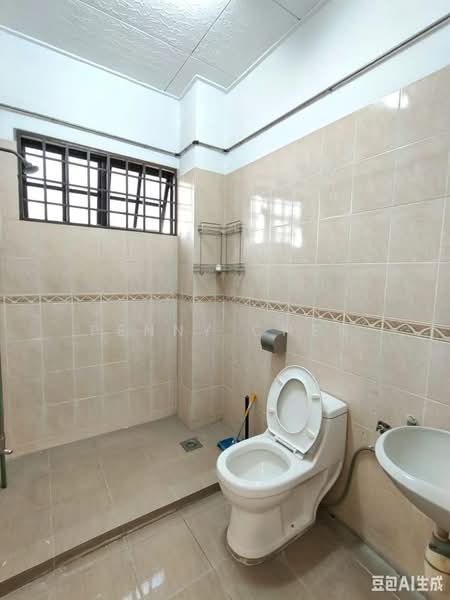 Rumah Teres 2 Tingkat untuk Dijual di Taman Tasek Berlian (Ipoh) - PENNY CHEN - Bathroom - PropertyGuru.com.my
