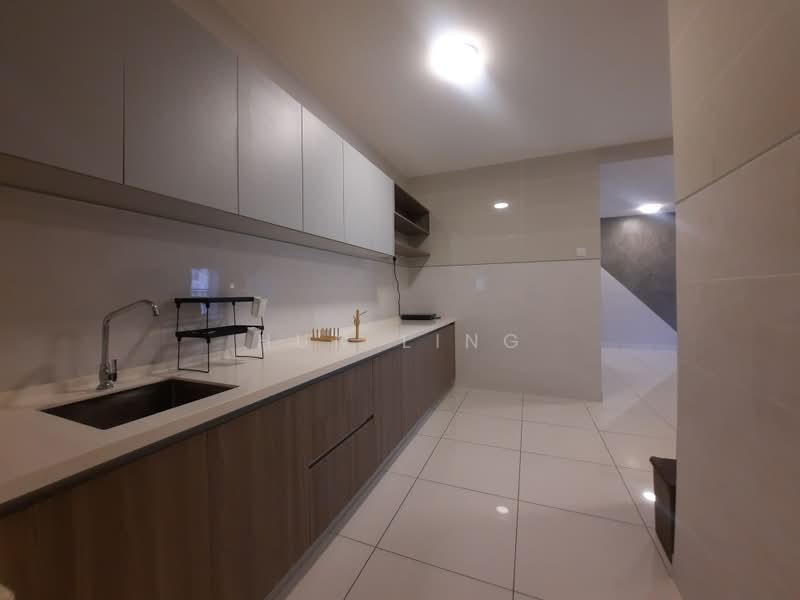 Condominium for Rent at Paraiso Residence @ The Earth - Hun Ling - Kitchen - PropertyGuru.com.my