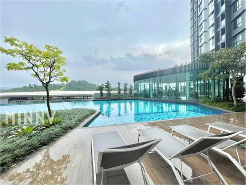 Servis Apartment untuk Disewa di B11 Parkland Residence - Amy Low - Pool - PropertyGuru.com.my
