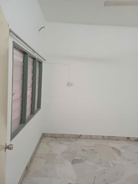 Rumah Teres 1 Tingkat untuk Dijual di Taman Kok Doh (Batu) - HK Lee - PropertyGuru.com.my