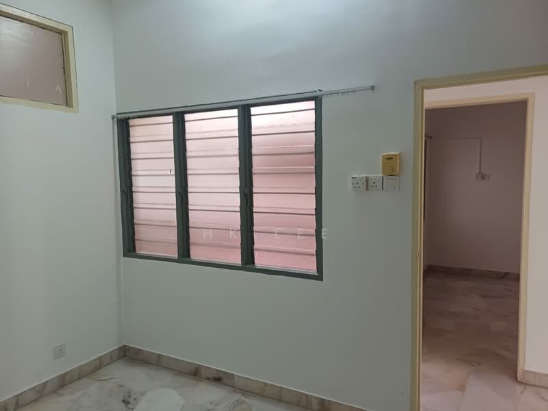Rumah Teres 1 Tingkat untuk Dijual di Taman Kok Doh (Batu) - HK Lee - PropertyGuru.com.my