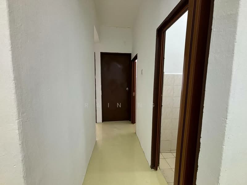 Apartment for Sale at Melawis Apartment - Rain Ng - Corridor - PropertyGuru.com.my