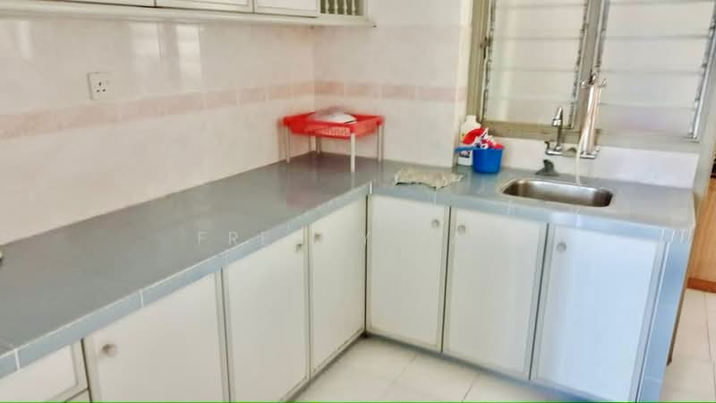 Condominium for Rent at Jay Series (Greenlane Heights Block J) - Freddy Tan - Kitchen - PropertyGuru.com.my