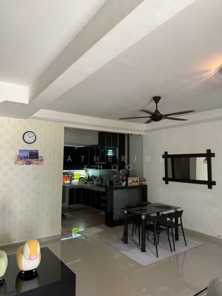 Rumah Teres untuk Dijual di Bandar Seri Alam (Masai) - Catherine Khoo - Living Room - PropertyGuru.com.my