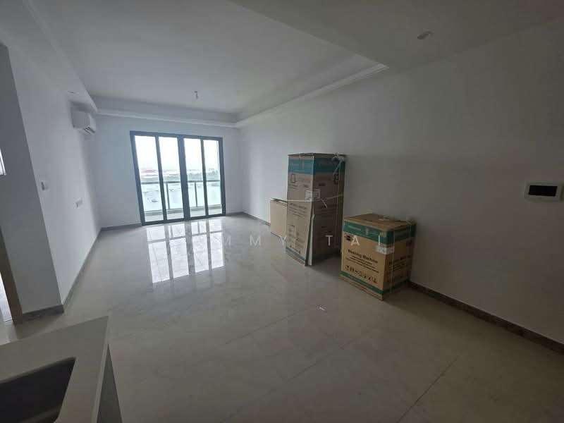 Kondominium untuk Dijual di R&F Princess Cove Phase 2-Seine Region - Tommy Tai - Living Room - PropertyGuru.com.my
