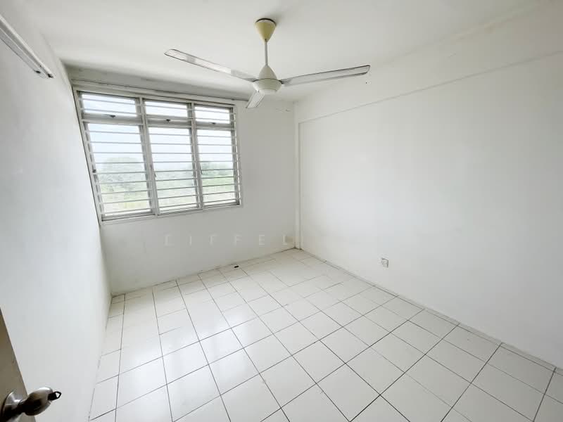 Apartment for Rent at Apartment Taman Topaz - Eiffel Lai - Interior - PropertyGuru.com.my