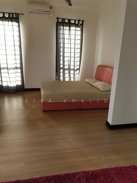 Rumah Teres untuk Dijual di Kampung Jalan Kebun (Shah Alam) - Liza Khalid - PropertyGuru.com.my