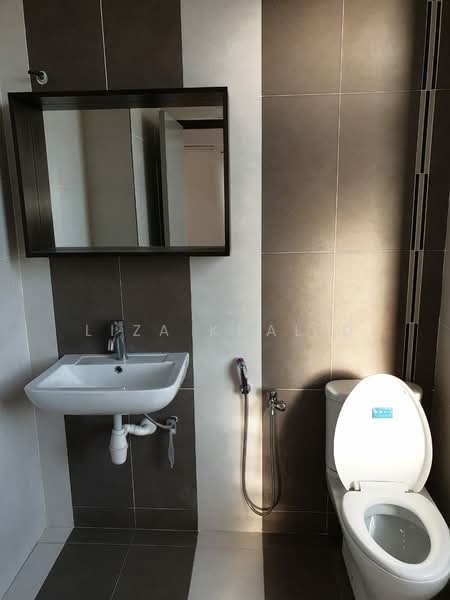 Rumah Teres untuk Dijual di Kampung Jalan Kebun (Shah Alam) - Liza Khalid - PropertyGuru.com.my