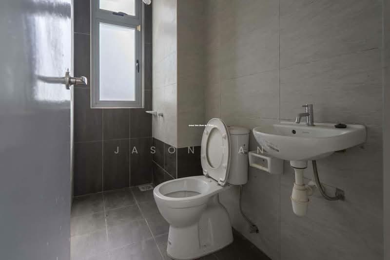 2-storey Terraced House for Sale in D'Island (Puchong) - Jason Tan - Bathroom - PropertyGuru.com.my