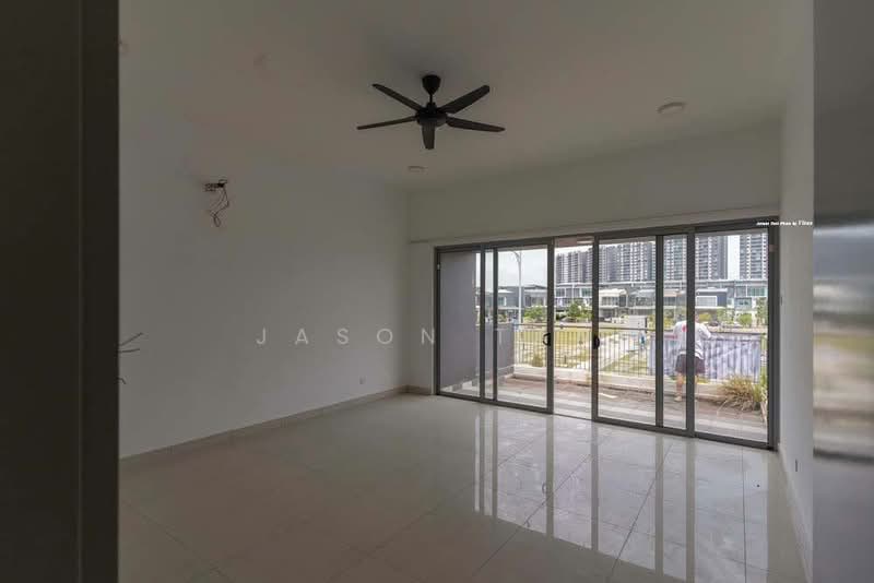 2-storey Terraced House for Sale in D'Island (Puchong) - Jason Tan - Living Room - PropertyGuru.com.my