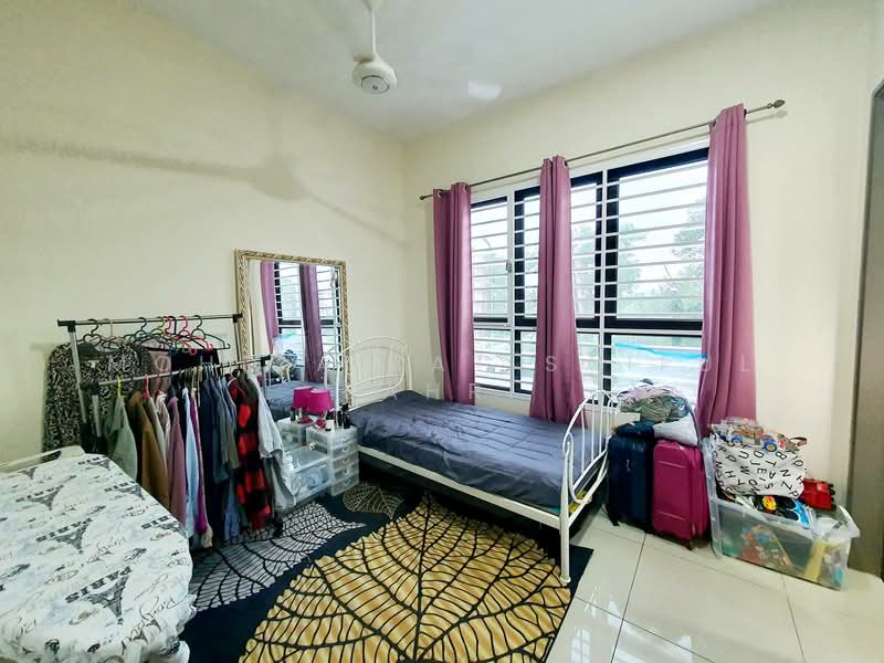 2-storey Terraced House for Sale in Bandar Puteri Bangi (Bangi) - Mohd Aizat Saiful Bahri - Bedroom - PropertyGuru.com.my