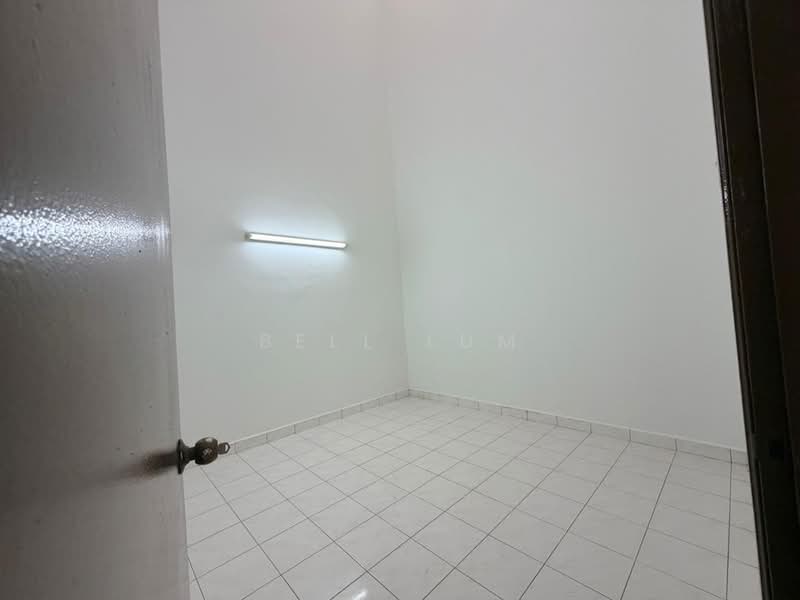 2-storey Terraced House for Sale in Taman Molek (Johor Bahru) - Bell Lum - PropertyGuru.com.my