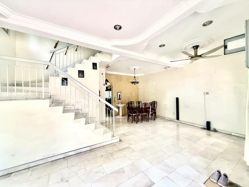 2-storey Terraced House for Sale in Taman Menegon Indah (Klang) - Firdaus Husin - Living Room - PropertyGuru.com.my