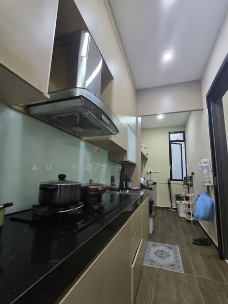 Cluster House for Sale in Senibong Cove (Masai) - Au Yong Lucy - Kitchen - PropertyGuru.com.my
