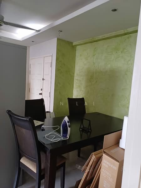 Kondominium untuk Dijual di Jasmine Towers - Ken Lai - Dining Room - PropertyGuru.com.my