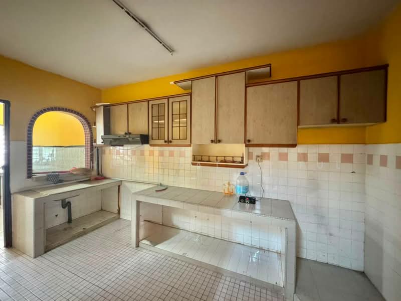 2-storey Terraced House for Sale in Cheras (Kuala Lumpur) - Mohd Aizat Saiful Bahri - Kitchen - PropertyGuru.com.my