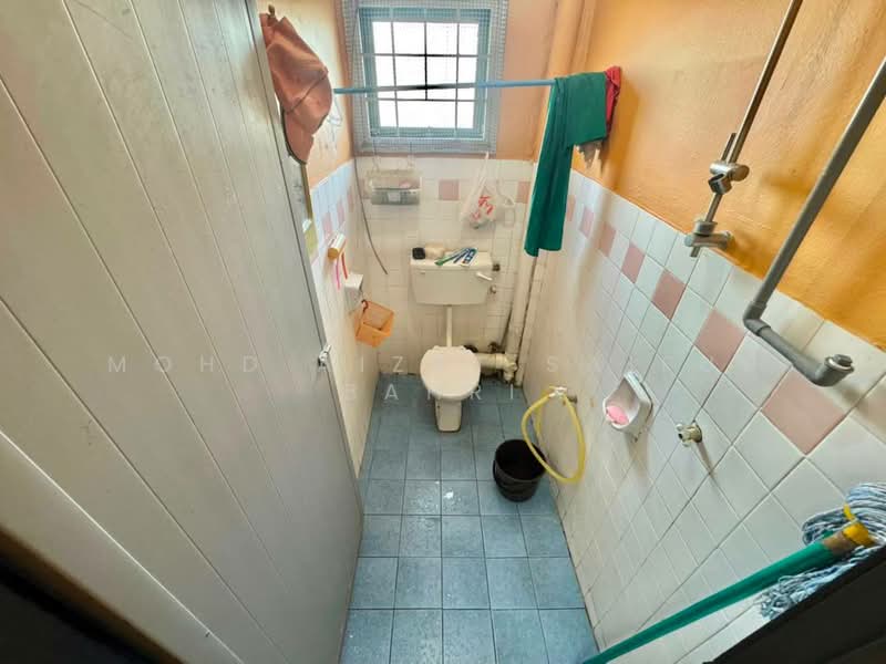 2-storey Terraced House for Sale in Cheras (Kuala Lumpur) - Mohd Aizat Saiful Bahri - Bathroom - PropertyGuru.com.my