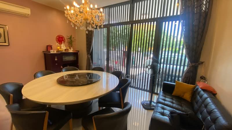 3-storey Terraced House for Rent in Lake Fields (Sungai Besi) - David Chee - Dining Room - PropertyGuru.com.my