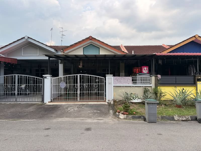 Rumah Teres 1 Tingkat untuk Dijual di Bandar Jaya Putra (Johor Bahru) - Fu Heng Chong - Exterior - PropertyGuru.com.my