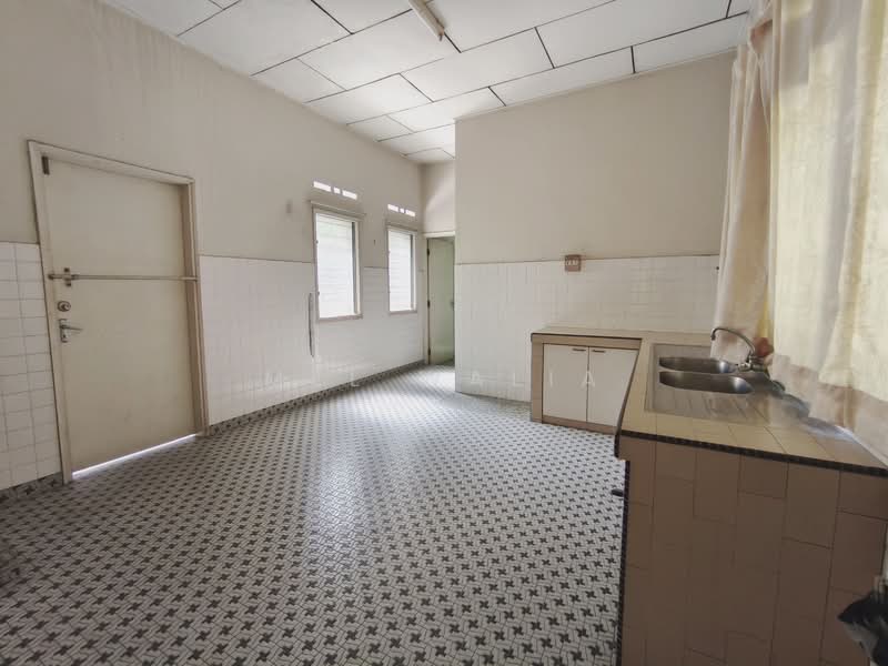 Rumah Banglo untuk Dijual di Ukay Heights (Ampang) - Mel Walia - PropertyGuru.com.my