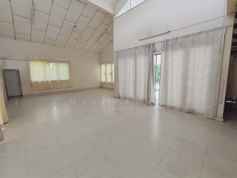 Rumah Banglo untuk Dijual di Ukay Heights (Ampang) - Mel Walia - PropertyGuru.com.my