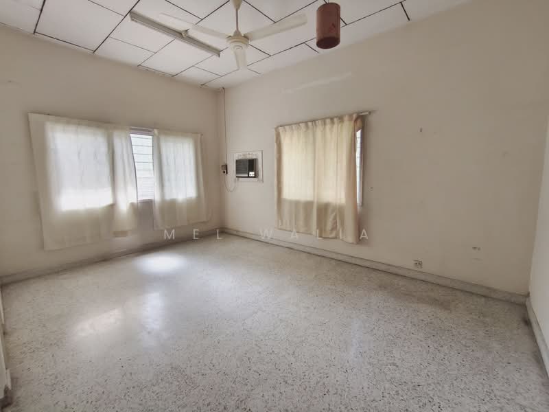 Rumah Banglo untuk Dijual di Ukay Heights (Ampang) - Mel Walia - PropertyGuru.com.my