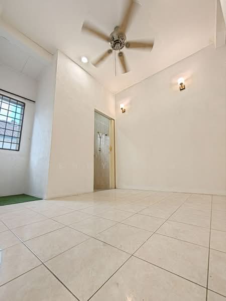 1-storey Terraced House for Sale in Ipoh (Perak) - PENNY CHEN - Bedroom - PropertyGuru.com.my