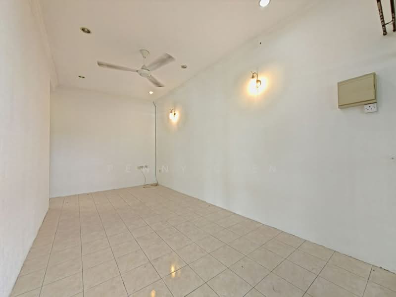 1-storey Terraced House for Sale in Ipoh (Perak) - PENNY CHEN - Bedroom - PropertyGuru.com.my