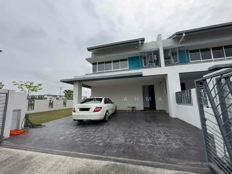 Rumah Teres 2 Tingkat untuk Dijual di Taman Sepang (Sepang) - Zaidah Ahmad - Exterior - PropertyGuru.com.my